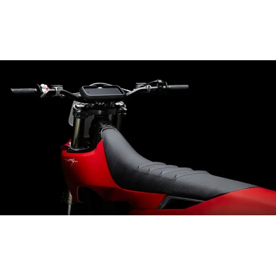 Stark VARG Super Grip ülés Jet Black SMX1-P-ST-B-SG