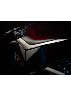 Y-VOLT Surge V 19W elektromos motorker&eacute;kp&aacute;r