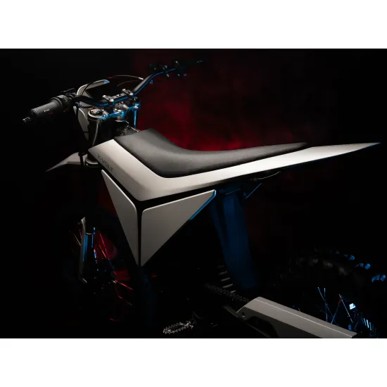 Y-VOLT Surge V 19W elektromos motorkerékpár #1